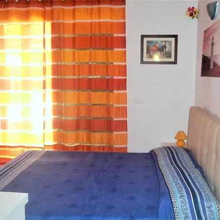 Residenza Airone Blu Di Pareti *