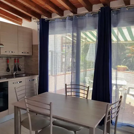 Residenza Airone Blu Di Pareti *