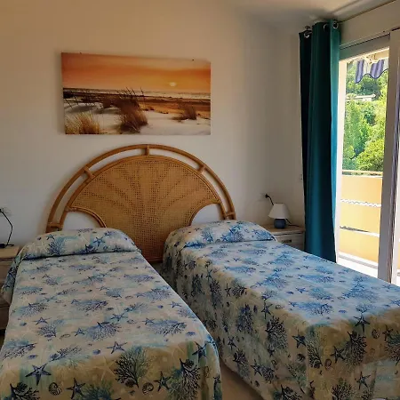 Residenza Airone Blu Di Pareti Aparthotel