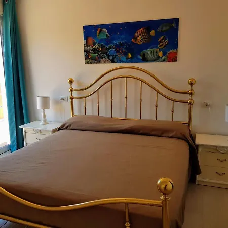 Residenza Airone Blu Di Pareti *