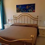 Residenza Airone Blu Di Pareti *