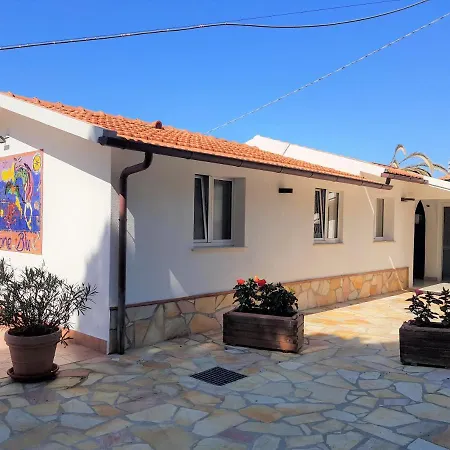 Residenza Airone Blu Di Pareti Apart Otel *