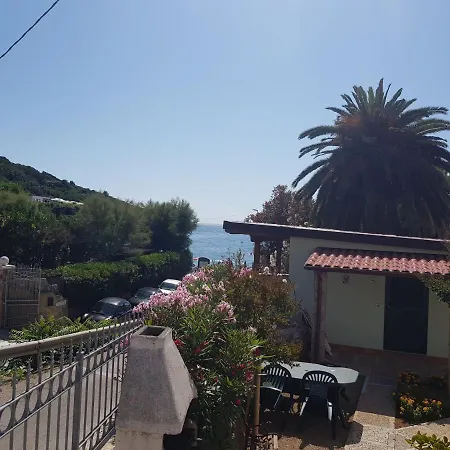 Residenza Airone Blu Di Pareti Apart Otel *