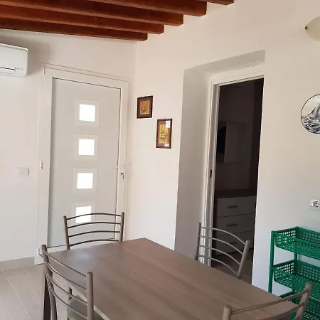 Residenza Airone Blu Di Pareti