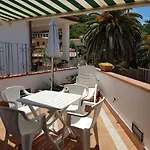 Lejlighedshotel Residenza Airone Blu Di Pareti *