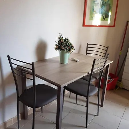 Residenza Airone Blu Di Pareti Lejlighedshotel *